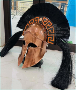 Casco Corintio Griego con Penacho Negro, Casco Antiguo de Cobre con Penacho - Product Image 1