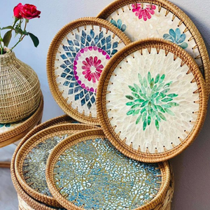 Plateau en rotin artisanal de qualité supérieure avec incrustation de nacre, panier tissé naturel, décoration d'intérieur - LOTUS BLEU du Vietnam - Product Image 5