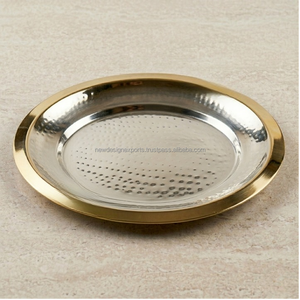 ถาดเสิร์ฟงานเลี้ยงสองสี ทองและเงิน พรีเมียม – ถาดเสิร์ฟแบบตอกลายด้วยมือ - Product Image 1