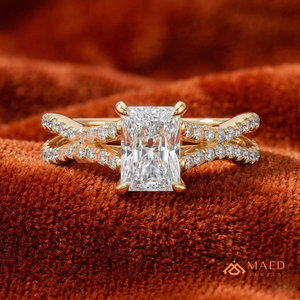 แหวนเพชรทรงรัศมีหรูหรา ดีไซน์วงแหวนแยกส่วน ทำจากทองคำ 18K  แหวนเพชรเม็ดเดี่ยวทรงรัศมีประดับเพชรบนวงแหวนทองคำ - Product Image 1