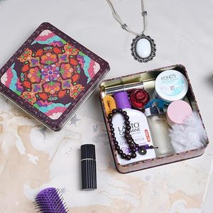 Boîte à biscuits en métal décorative imprimée avec un motif floral mandala coloré, boîte de rangement carrée pour biscuits, coffret cadeau festif - Product Image 4