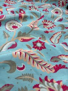 Nouveau tissu imprimé numérique en georgette de viscose 100% léger et au design magnifique pour la couture et la confection de vêtements - Product Image 4