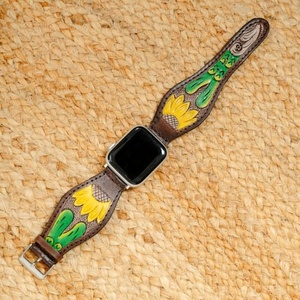 Meilleures ventes Bracelet de montre en cuir véritable Bracelet de montre en cuir repoussé à la main Nouveaux cadeaux Western Business Casual Fashion - Product Image 5