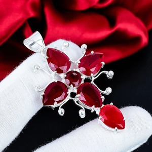 Hermoso Colgante de Piedra Preciosa Rubí, Plata de Ley 925, Engaste de Bisel Hecho a Mano, Joyería Boho Antigua, Regalo de Aniversario para Mujer - Product Image 5