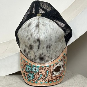 หมวกทรงทรัคเกอร์สไตล์ตะวันตกสำหรับทุกเพศ ปีกหนังแท้แกะสลักด้วยมือ พร้อมแผ่นหนังวัว ปรับขนาดได้ด้วยตาข่ายด้านหลัง เหมาะสำหรับแฟชั่นลำลอง - Product Image 4