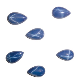 Saphir bleu étoilé poire 11x17 mm 8,5 carats, cabochon poli créé en laboratoire, effet étoile à 6 branches, hauteur 5 mm pour la fabrication de bijoux - Product Image 1