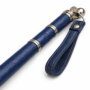 Cuchara para Zapatos de Metal de Alta Calidad con Mango Largo, Agarre Envuelto en Cuero y Correa para la Muñeca - Product Image 5