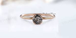 Anillo de Cuarzo Rutilado Negro de 14K, Anillo Minimalista, Regalos de Aniversario, Anillo Pequeño Redondo, Anillo de Plata Rosa, Anillo Redondo de Cuarzo, Anillo para Mamá - Product Image 1