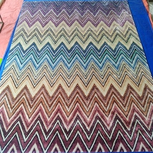 Alfombras de seda de bambú hechas a mano, con respaldo de lona y algodón - Product Image 1