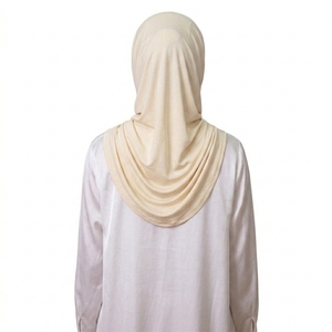 Fournisseur en gros de hijabs islamiques en jersey pour femmes, écharpes maxi légères - Product Image 4