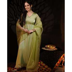 Ensemble de robe Anarkali en mousseline de soie verte MAYA PISTA, taille XS, pour la saison printanière - Product Image 4