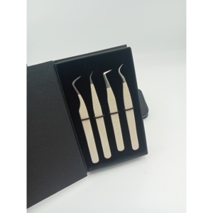 Pinzas para Pestañas de Acero Inoxidable de Alta Precisión con Punta Lisa y Empaque en Caja para Uso en Salón - Product Image 1