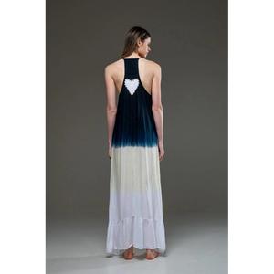 เดรสยาวผู้หญิงแบบไล่สี สายเดี่ยว ผ้าบางเบา เหมาะสำหรับใส่ไปทะเล ฤดูร้อน ดีไซน์หรูหราพลิ้วไหว - Product Image 5