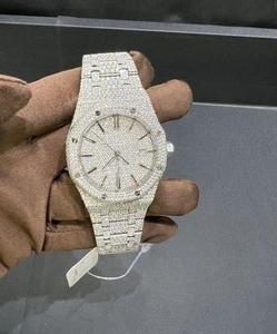 Montre de luxe sertie de diamants, testée au diamant testeur, clarté VVS, montre-bracelet la plus vendue, montre tendance, meilleure qualité et prix. - Product Image 5