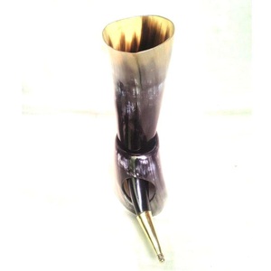 Vaso Curvo de Estilo Vintage para Bebidas, Jarra Rústica Resistente para Mead con Patrón de Color Natural - Product Image 2