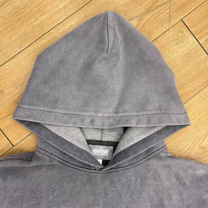 เสื้อฮู้ดโอเวอร์ไซส์สีเทา ผ้าฝ้ายเฟรนช์เทอร์รี่ พิมพ์ลายตัวอักษร ดีไซน์กระเป๋าเสื้อ สวมใส่สบายๆ สำหรับฤดูใบไม้ร่วง ทรงผู้ชาย - Product Image 2