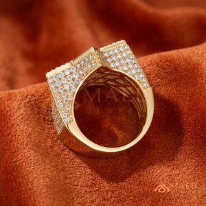 Anillo de Sello Estrella Premium con Acabado en Oro Amarillo de 18k, Banda con Micro Pavé Completo de Diamantes Baguette, Joyería Hip Hop para Raperos - Product Image 3