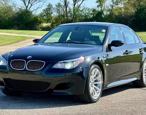 BMW M5 2006 Usado en Buen Estado, 1 Dueño, 44,900 Millas, Motor V10 de 500 hp, Propiedad de California - Product Image 2