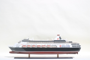 Maquette de bateau de croisière en bois sculpté à la main de haute qualité, pièce d'art de collection autoportante Gia Nhien Co. LTD SB5913P - Product Image 1
