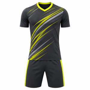 Ensemble de maillots de football personnalisés par sublimation, uniforme de football complet, respirant, pour l'entraînement des équipes de garçons, fabrication OEM, polyester, séchage rapide - Product Image 4