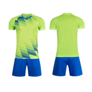 Créez votre propre ensemble d'uniformes de football pour hommes adultes de haute qualité, impression par transfert par sublimation, 100% polyester respirant, col en V - Product Image 1