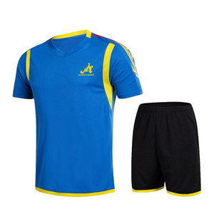 Comfortable Competitive Men Soccer Uniform Breathable <b>Athletic</b> Design Lightweight Jersey And Shorts Set For Team Soccer - Product Image 1