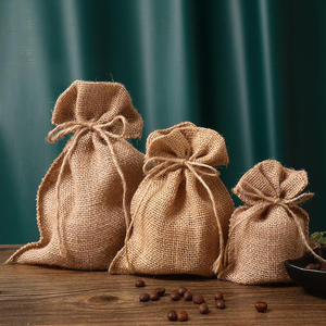 Pochettes cadeaux en jute avec logo personnalisé – Sacs cadeaux en fibres naturelles pour la promotion de la marque et les usages promotionnels - Product Image 4