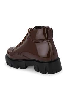 Bottes en cuir noires pour hommes, élégantes et robustes, confortables, décontractées, faites à la main, avec motif alphabet et design classique - Product Image 3