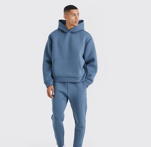 Service OEM Professionnel – Ensemble de Survêtements Vides en Coton et Polyester Épais pour Hommes – Vente en Gros Complète – Survêtements Décontractés Streetwear - Product Image 1