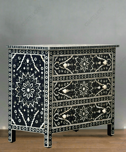 Commode à 3 tiroirs en bois avec incrustations d'os noir, médaillon floral artisanal, meuble de rangement de luxe, mobilier de chambre de designer - Product Image 3