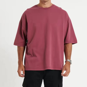 เสื้อยืดโอเวอร์ไซส์ผู้ชาย คุณภาพสูง ผ้าฝ้าย 100% สกรีนโลโก้ตามสั่ง ระบายอากาศได้ดี น้ำหนักผ้าตามมาตรฐาน ความยาวพิเศษ สีพื้น - Product Image 4