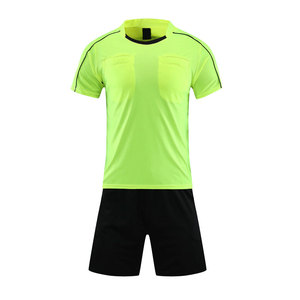 Uniforme de football pour hommes de haute qualité, best-seller, 100% polyester, tissu respirant, couleurs et tailles personnalisables, service OEM - Product Image 1