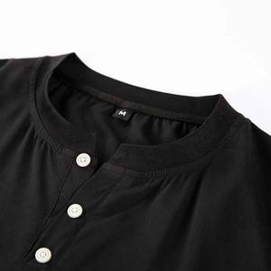 Conjunto de camiseta y pantalones cortos casuales para hombre con bloques de color, transpirable, de poliéster y algodón, para verano, corte regular, con bolsillos laterales. - Product Image 4