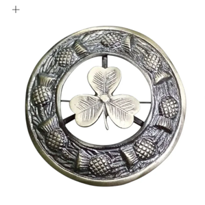 Hebilla de cinturón escocesa premium con diseño de trébol y cardo |   Hebilla de Estilo Highland con Acabado Antiguo - Product Image 3