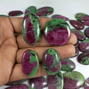 พลอยรูบี้โซไซต์ธรรมชาติสีเขียวและแดงผสม รูปทรงแค็บ สำหรับทำแหวน จี้ ต่างหู และเครื่องประดับ - Product Image 4