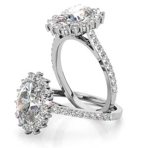 Anillo de compromiso con halo de diamantes cultivados en laboratorio, certificados por IGI, de 9k/14k/18k, con diamante ovalado cultivado en laboratorio, para uso de la novia en la boda. - Product Image 3