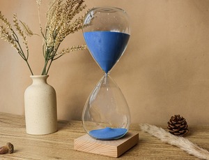 Sablier en verre transparent, minuteur décoratif en acrylique pour bureau, ornement de compte à rebours pour la maison, le bureau, cadeau, vente en gros depuis l'Inde - Product Image 3