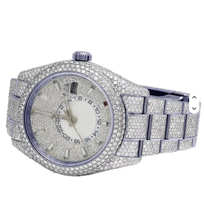Reloj de Lujo con Correa de Aleación Cuadrada y Diseño de Cocodrilo, Resistente al Agua 5BAR, con Diamantes, para Uso Formal y de Negocios, Disponible - Product Image 1