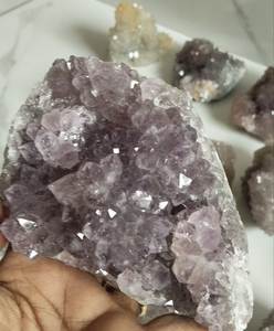 Geoda de Amatista con Racimo de Flores, Minerales de Formación Rara de la Mejor Calidad, de Jalgao, Maharashtra, India - Product Image 1