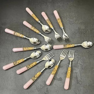 Juego de Cubiertos de Lujo de Acero Inoxidable Rosa de 12 Piezas al por Mayor, con Cucharas, Tenedores y Cuchillos Aptos para Lavavajillas, para Fiestas - Product Image 1