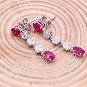 ต่างหูทรงหยดน้ำรูปไข่ทับทิมธรรมชาติ ทองคำขาว 18K |   เครื่องประดับเพชรแบบห้อย ของขวัญสำหรับผู้หญิง ขายส่ง - Product Image 4