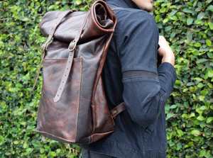 Sac à dos en cuir véritable à fermeture enroulable, sac à dos de voyage artisanal, sac pour ordinateur portable en cuir de vachette pour homme, couleur vintage marron clair LTBP-0097 - Product Image 6