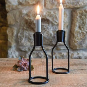 Exclusivo Portavelas Metálico Ideal para Regalar a Amantes de la Decoración del Hogar y para Celebraciones de Ocasiones Especiales - Product Image 1