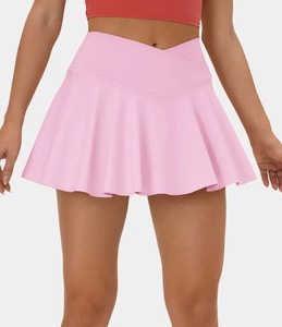 Jupe de golf plissée rose pour femme avec short intégré, taille élastique, style sportif, tissu respirant - Product Image 2