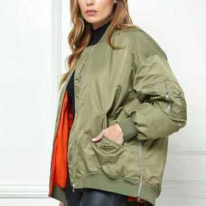 Veste bomber pour femme Urban Wear, veste softshell personnalisée à fermeture éclair, vêtements lifestyle pour impression de logo et marque privée - Product Image 4