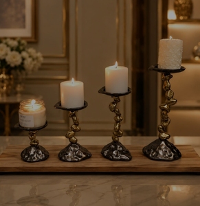 Ensemble de 4 bougeoirs modernes de style antique, designs et tailles personnalisables, résistance à la chaleur, support de bougie pour la maison, décoration de table - Product Image 1