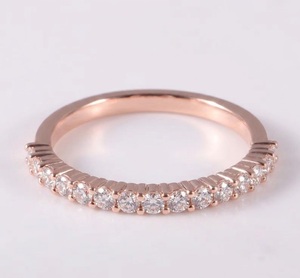 Bague de mariage demi-éternité minimaliste en or massif 10 carats avec diamant de laboratoire taille ronde pour femme, cadeau d'anniversaire - Product Image 1