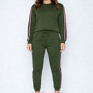 Conjunto Deportivo Casual de Alta Calidad para Mujer, Sudadera y Pantalones Jogger, Personalizado OEM, Ajuste Cómodo, Ropa Deportiva para Uso Diario - Product Image 1
