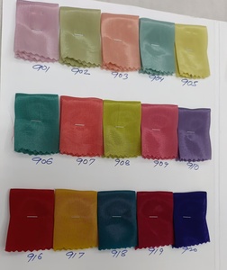Tela de poliéster hidroelástica lisa de 44 pulgadas de ancho y 20 metros de largo, ideal para disfraces, kurtis, saris, tela sintética suave para atuendos tradicionales. - Product Image 5