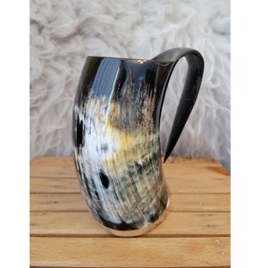 Mug en corne gravé très demandé pour cadeaux personnalisés, mariage, anniversaire, vaisselle personnalisée disponible au prix d'usine - Product Image 1